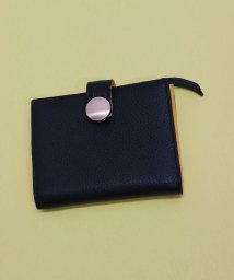 ninon(ニノン)/【牛革】BIGドットボタン二つ折り財布/ブラック
