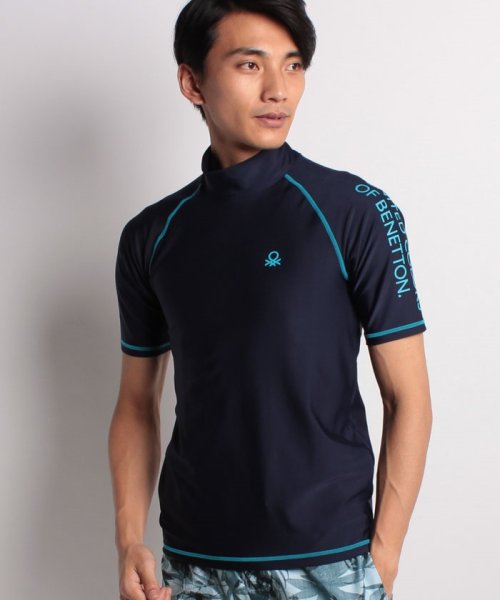 BENETTON (mens)(ベネトン（メンズ）)/半袖メンズラッシュガード(UPF50+)/ネイビー