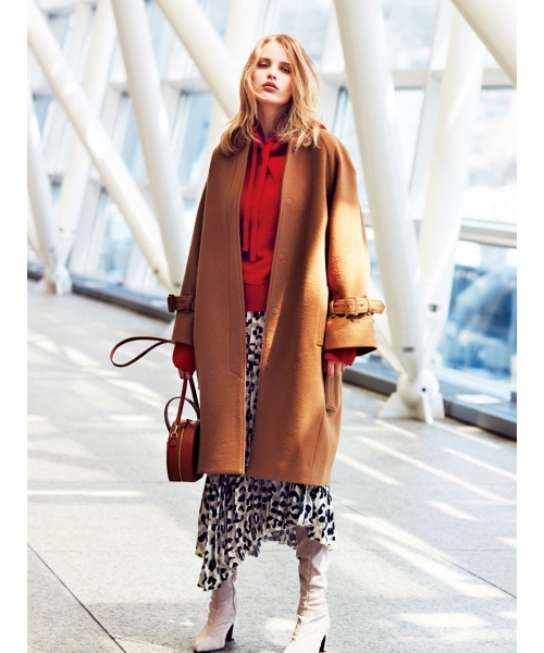 セールMilaOwenボリュームスリーブノーカラーコクーンコート