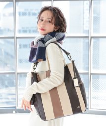 Clelia/トートバッグ レディース ストライプ柄 大容量 A4 縦 縦型 肩掛け 通勤 通学 マザーズバッグ Clelia クレリア ベレッサ CL－22228－6/501510996