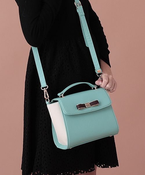 ショルダーバッグ レディース 斜めがけ 小さめ フェイクレザー リボン付き クレリア Clelia Magaseek ショルダーバッグ レディース 斜めがけ 小さめ フェイクレザー リボン付き クレリア Clelia Magaseek