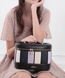 Clelia/メイクボックス  大容量 持ち運び Clelia クレリア ベレッサ メイクポーチ バニティ コスメボックス ストライプ かわいい 大きめ CL－62212/501511033