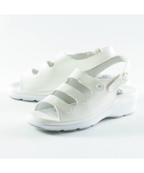 セール レディース ナースサンダル 白 黒 3本ベルト マジックテープ Dm Pw8503 フットプレイス Foot Place Magaseek セール レディース ナースサンダル 白 黒 3本ベルト マジックテープ Dm Pw8503 フットプレイス Foot Place Magaseek