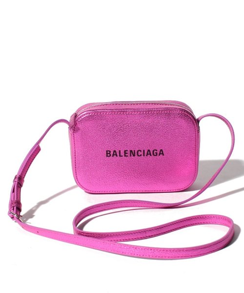 BALENCIAGA(バレンシアガ)/【BALENCIAGA】ショルダーバッグ/EVERYDAY CAMERA BAG XS METALLI【CYCLAMEN】/ピンク