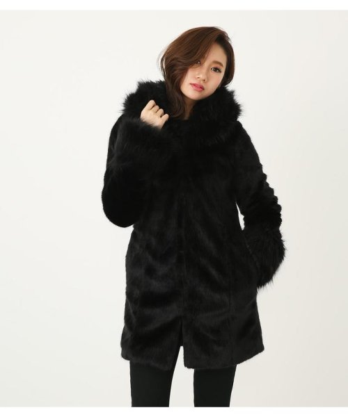 rienda(リエンダ)/Volume hoodie Faux fur CT/BLK