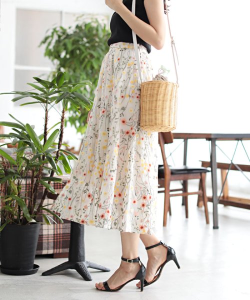 セール ノエラ Noela ボヘ刺繍ロングスカート Magaseek