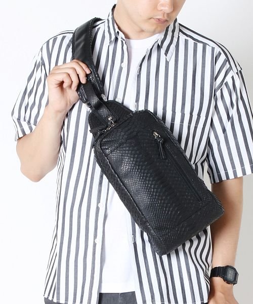 本革パイソンレザー ボディバッグ メンズ レディース サンキョウショウカイ Sankyoshokai Magaseek