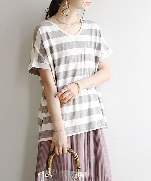 もちもちストレッチvネックカットソー M L Tシャツ レディース 半袖 カットソー 夏服 Tシャツ 夏 ボーダー Vネック インナー シンプル ストレッチ アンドイット And It Magaseek