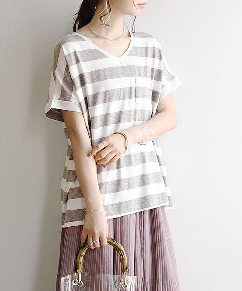 and it_(アンドイット)/もちもちストレッチVネックカットソー【M】【L】(tシャツ レディース 半袖 カットソー 夏服 Tシャツ 夏 ボーダー Vネック インナー シンプル ストレッチ/杢グレー