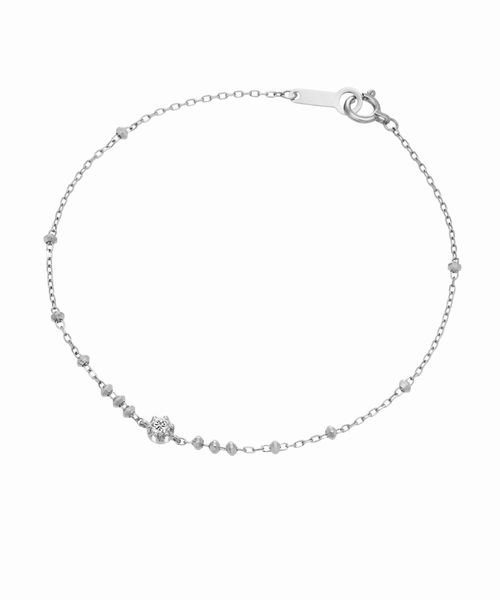 プラチナブレスレット *店舗にてお問い合わせの際は メーカー品番をお申し付け下さい アフターサービスに関しましては 全国の4℃ジュエリーショップにてお承り可能です ご利用の際には 必ずマガシーク発行のご購入明細書と取扱い説明書 保証書 をお持ち下さい お品物やお客様のご使用状況により 一部お承りできないアフターサービスもございます あらかじめご了承ください