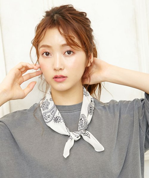 セール バンダナ柄スカーフ イング Ingni Magaseek