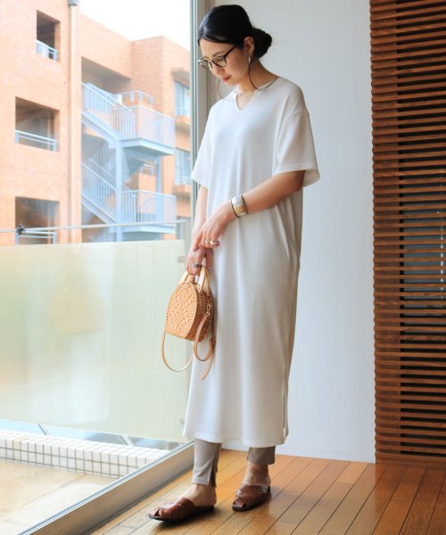 キーネックワッフル半袖tシャツワンピース アンドミー And Me Magaseek