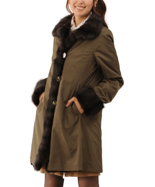 シルク 100％ ＆ ウィーゼル ウィーゼル リバーシブル コート ロシアン リス トリミング 着丈90cm ウィーゼル 前立て 両面にあり