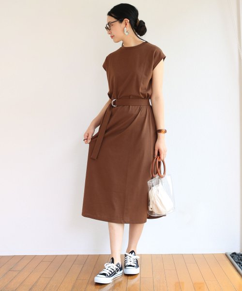 ベルト付き半袖tシャツワンピース アンドミー And Me Magaseek