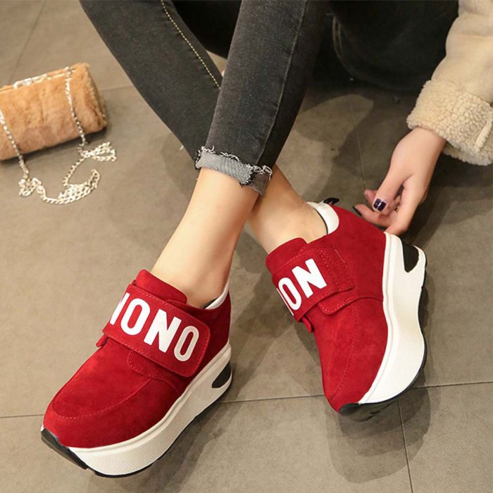 レディーススニーカー 疲れない インヒールの人気商品 通販 価格比較 価格 Com