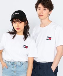 TOMMY JEANS(トミージーンズ)/ロゴワッペンTシャツ /ホワイト