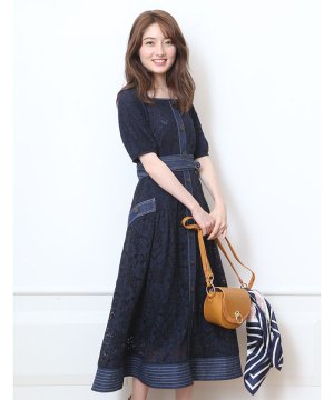 Apuweiser Riche アプワイザーリッシェ レーシースクエアネックワンピース ワンピース ワンピ レース レースワンピース レーシー スクエア ネック スクエアネック ボリューム スリーブ ボリュームスリーブ 袖 ボリューム袖 5分袖 5分袖ワンピース ボタン フロント