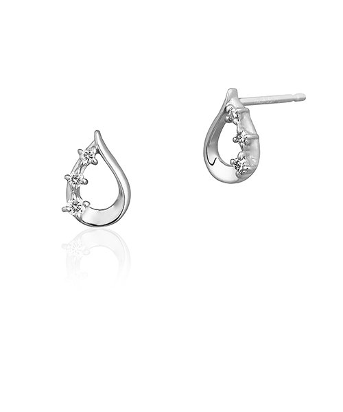 K10ホワイトゴールドピアス *店舗にてお問い合わせの際は メーカー品番をお申し付け下さい アフターサービスに関しましては ご利用の際には 必ずマガシーク発行のご購入明細書と取扱い説明書 保証書 をお持ち下さい お品物やお客様のご使用状況により 一部お承りできないアフターサービスもございます あらかじめご了承ください