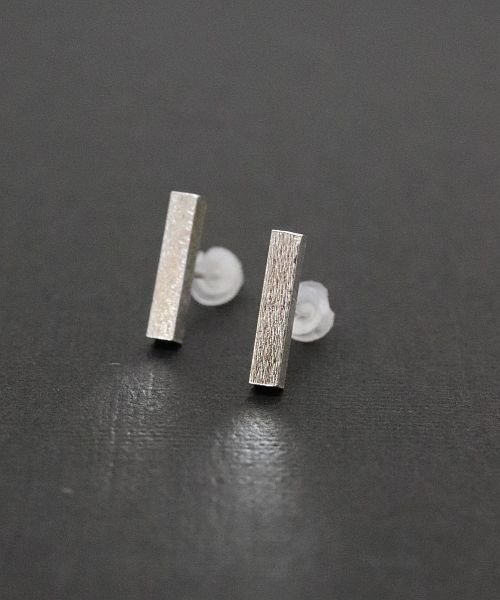セール Silver925 シンプルシルバーデザインロッドピアス ニノン Ninon Magaseek