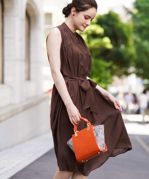 セール ノースリーブギャザーワンピース オフオン Ofuon Magaseek