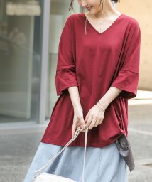 osharewalker(オシャレウォーカー)/『ゆるっとシンプルVネックTシャツ』/レッド