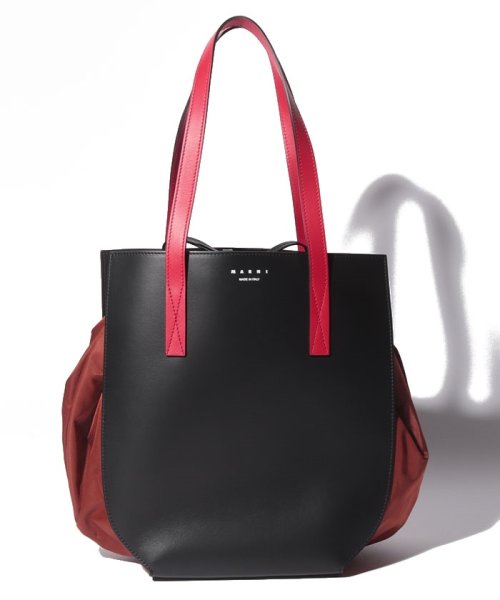 バッグ marni