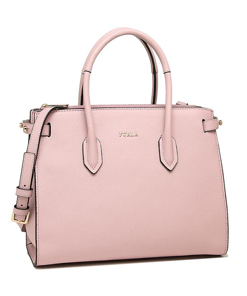 FURLAのピンクのバッグです