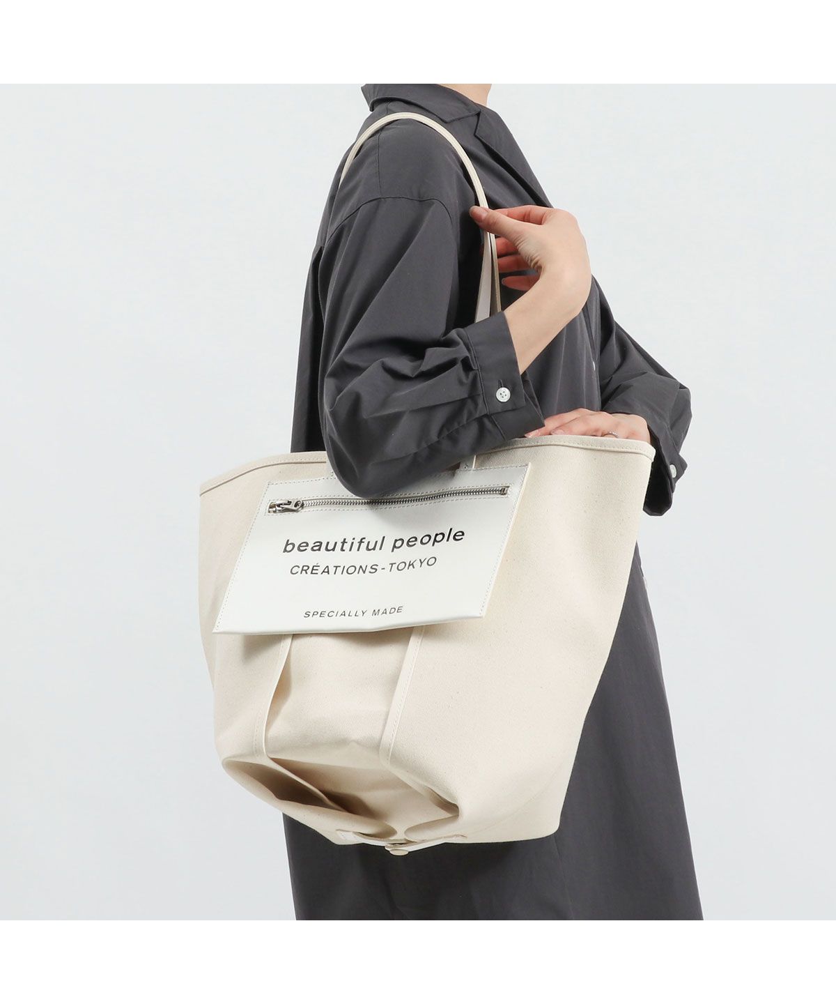 ビューティフルピープル トートバッグ beautiful people lining logo pocket tote bag 611968