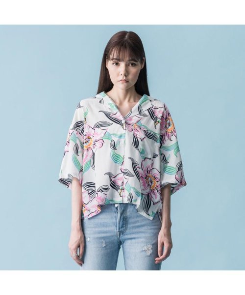 Levi's(リーバイス)/マヒナシャツ LINEARTROPICAL WHISPER WHITE/MULTI-COLOR