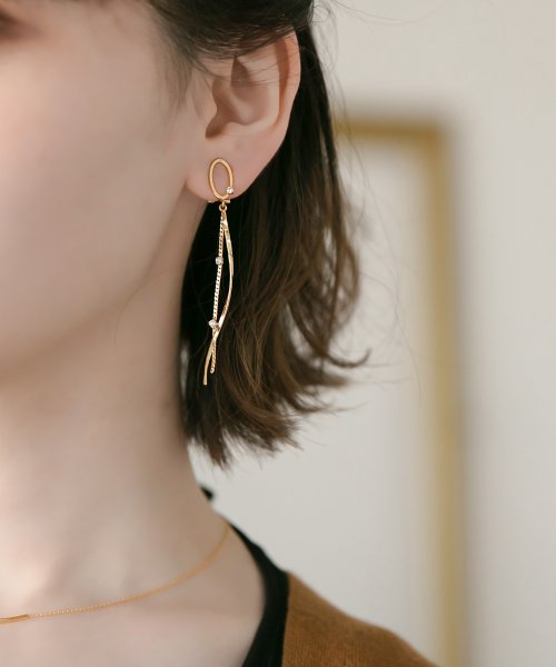 ロングチェーンビジューエアリーイヤリング フィービィー Phoebe Magaseek