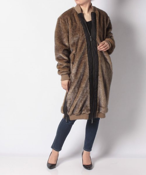 HUNTER(ハンター)/WOMENS REFINED FAUX FUR COAT/ベージュ