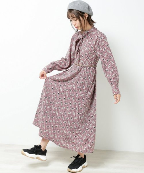 セール リーフ柄ボウタイワンピース レイカズン Ray Cassin Magaseek