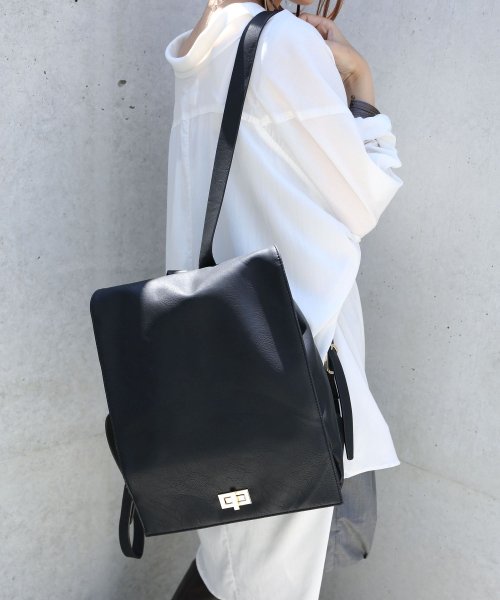 セール 大人女子スクエアシンプルリュック オシャレウォーカー Osharewalker Magaseek