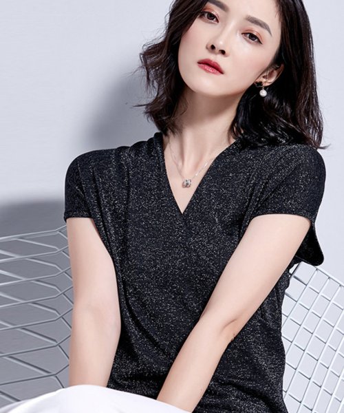 サマーセーター サマーニット レディース 夏 ニット ラメ入り Vネック 半袖 薄手 Tシャツ 上品 セクシー きらめく ピカピカ カラフル リブ ゆったり ブ ドゥーベル Doux Belle Magaseek