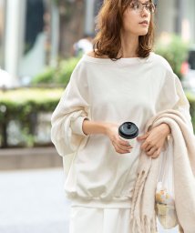 marjour(マージュール)/OTONA OFF SHOULDER SWEAT/オフホワイト