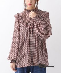 osharewalker(オシャレウォーカー)/『千鳥柄シャーリングフリルブラウス』/レッド