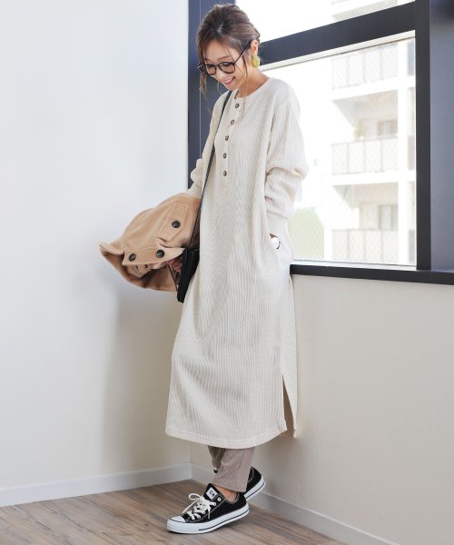 裏起毛ワッフル背中ボタン長袖ワンピース アンドミー And Me Magaseek