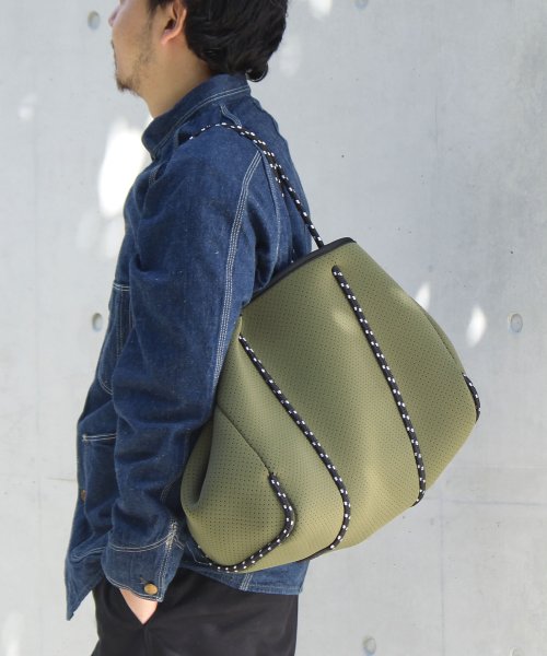 ダイバー素材bigトートバッグ ヴィータフェリーチェ Vitafelice Magaseek