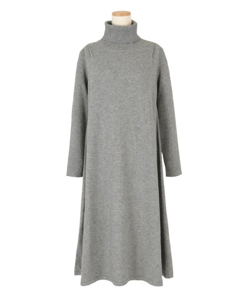 タートルネックaラインニットワンピース ミエット Miette Magaseek