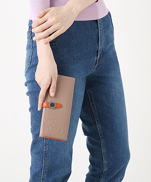 CLATHAS ブラン フラップ長財布 ベージュ F CLATHAS ブラン フラップ長財布 ベージュ F