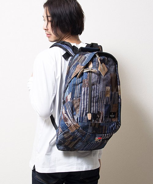 INDISPENSABLE(INDISPENSABLE)/Backpack“LEGIT”/ｲﾝﾃﾞｨｺﾞ