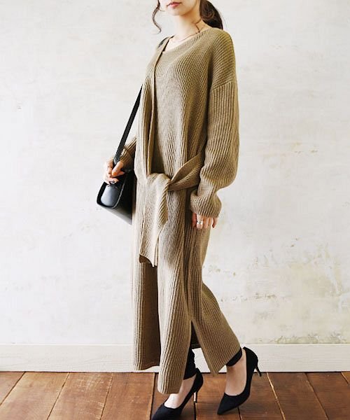 カシュクールバルキーニットワンピース F レディース 春秋冬 ワンピース ニットワンピ アイボリー ピンクベージュ グリーン モカ カシュクール トレンド お洒 アンドイット And It Magaseek