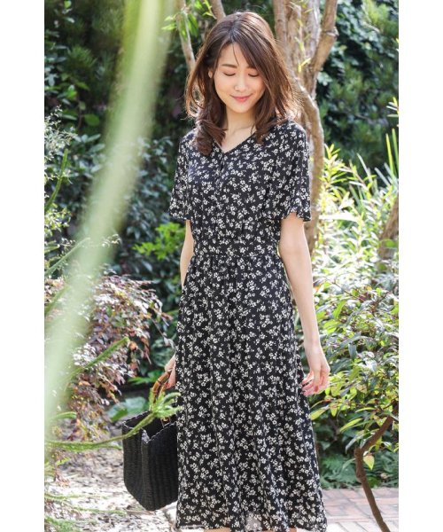 セール Cancam 6月号掲載 バイカラーフラワープリントワンピース ナチュラルビューティーベーシック Natural Beauty Basic Magaseek セール Cancam 6月号掲載 バイカラーフラワープリントワンピース ナチュラルビューティーベーシック Natural Beauty Basic Magaseek