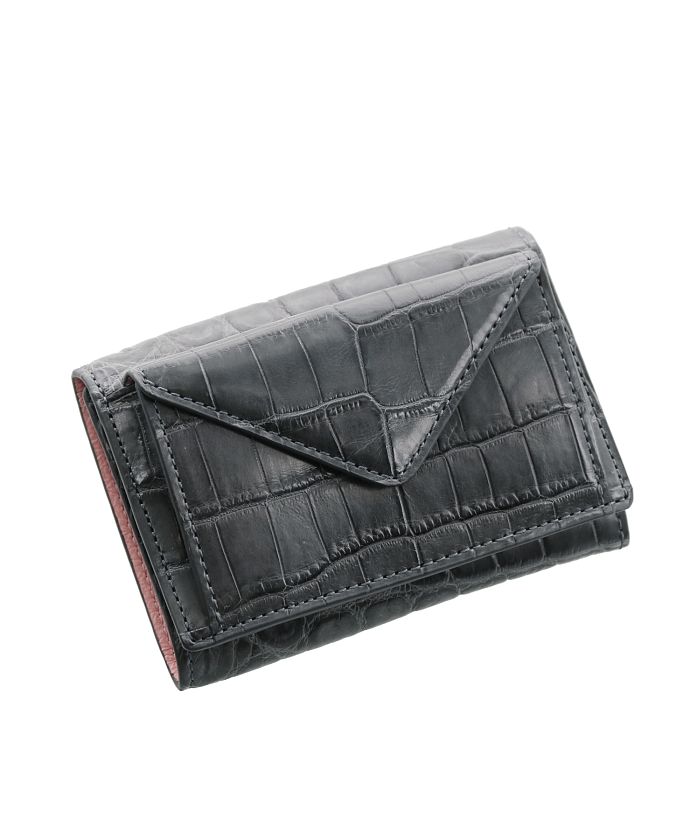 p52【本物証明証付き】AT13 本革 クロコダイル三つ折り財布 ◯背 ブラック