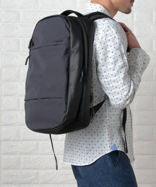 NOLLEY’S goodman(ノーリーズグッドマン)/【Incase/インケース】City Compact Backpack(37171078)/ブラック
