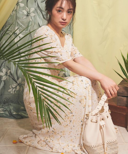 セール Ray9月号 美人百花5月号掲載 フラワーロングワンピース ノエラ Noela Magaseek セール Ray9月号 美人百花5月号掲載 フラワーロングワンピース ノエラ Noela Magaseek
