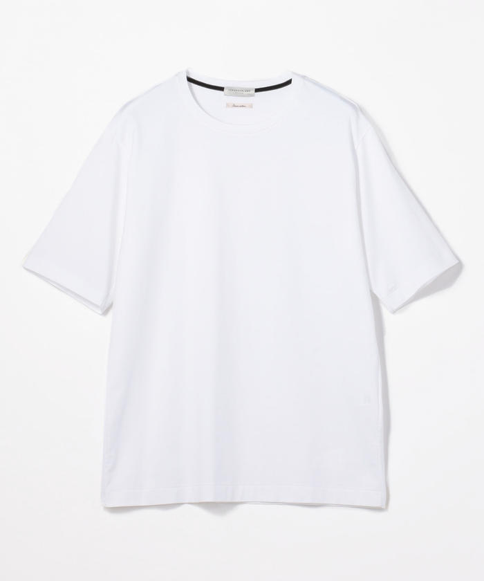インナーとしてはもちろん、1枚でも着られる白いTシャツが欲しい