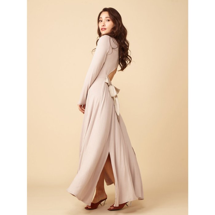 セール 56 Off バックリボンスリットマキシワンピース ロイヤルパーティー Royal Party Magaseek セール 56 Off バックリボンスリットマキシワンピース ロイヤルパーティー Royal Party Magaseek