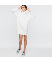 LACOSTE(ラコステ)/裏毛スウェットフーディワンピース/ホワイト