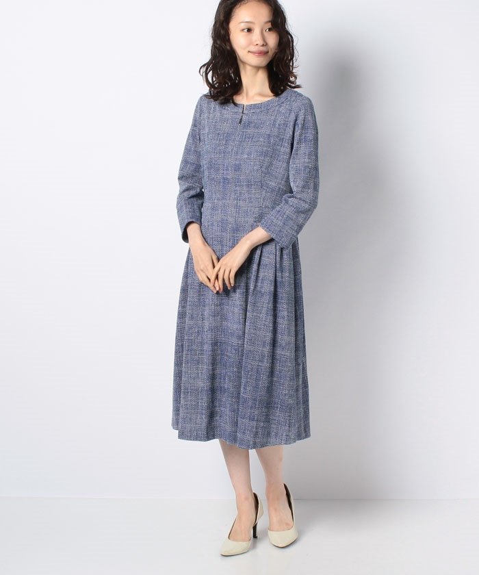 セール レリアン Leilian タックフレアワンピース Magaseek